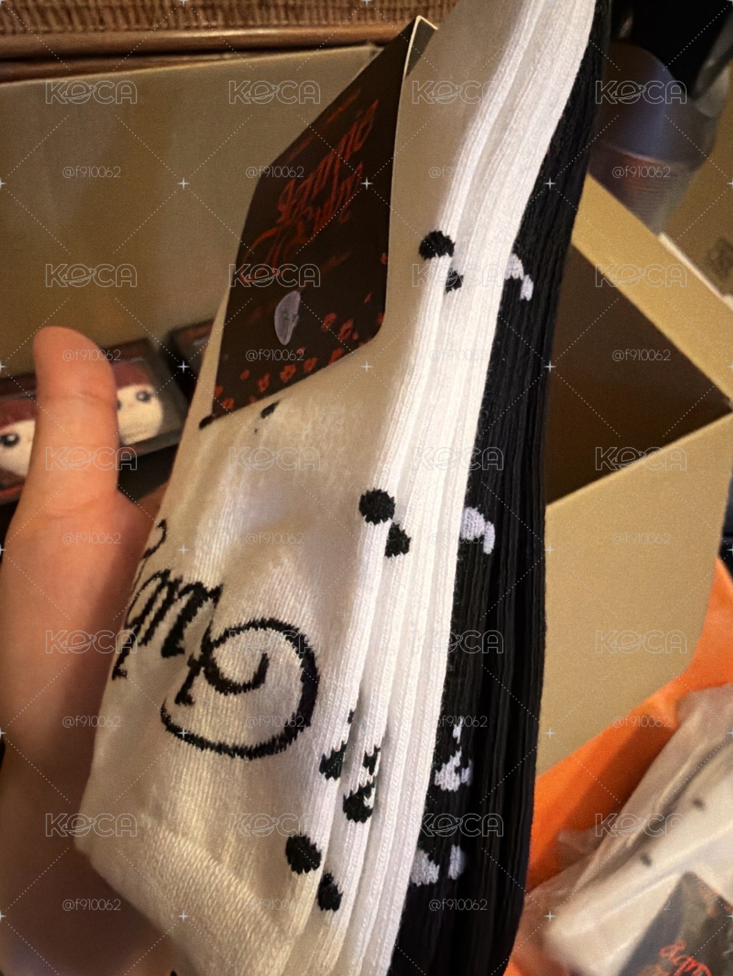 Jennie✖️Miniso 襪子組（黑白各一）