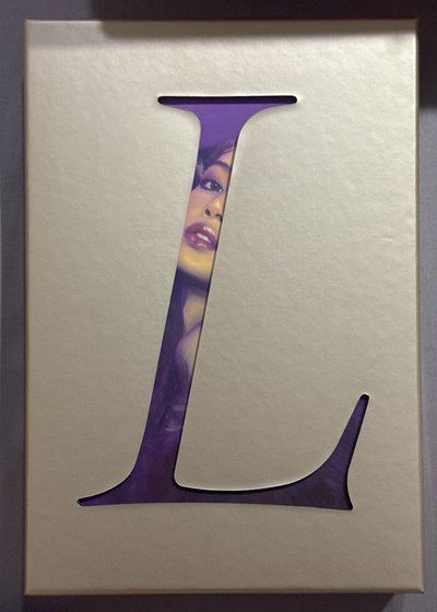 Lisa 首張Solo 金版