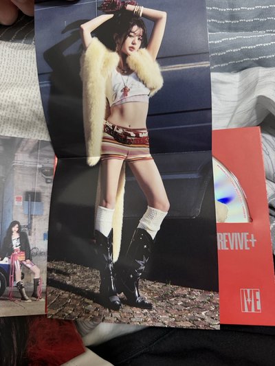 員單封+員海報+員小卡