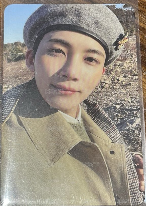 就是戴了一個很可愛的帽子這樣這樣