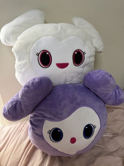 TWICE LOVELY GIGO暖手枕 抱枕