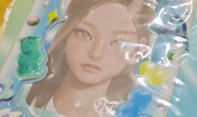 NewJeans Line Friends 快閃限定卡套(內含出道畫風小卡) - Haerin諧潾貓貓