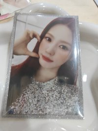 面正二比心特點QQ