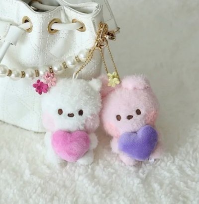BT21 抱心吊飾 RJ COOKY