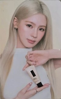 植村秀代言 代言卡 超快充亮顏乳小卡