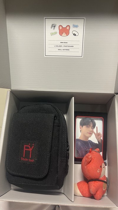 ATEEZ 友榮2023生日禮盒