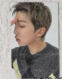 A版俊