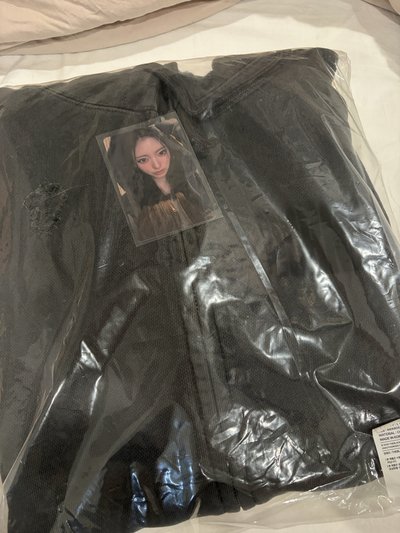 MEOVV Anna 連帽外套(含卡)