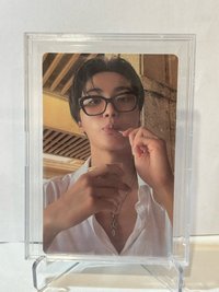 卡磚(只能放一張小卡)