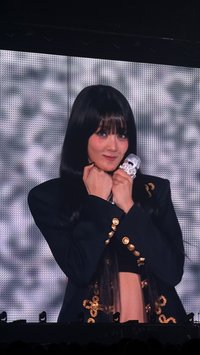 歐皇小妮子