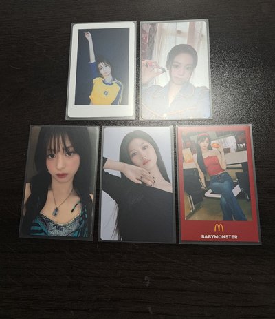 售 賢卡 急出便宜出 多收可議價 幸運草賢 中背賢 卡包賢 辣醬賢 藍衣賢 綠衣賢