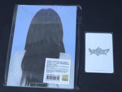 （整組售）MY WORLD 快閃明信片書 Karina 