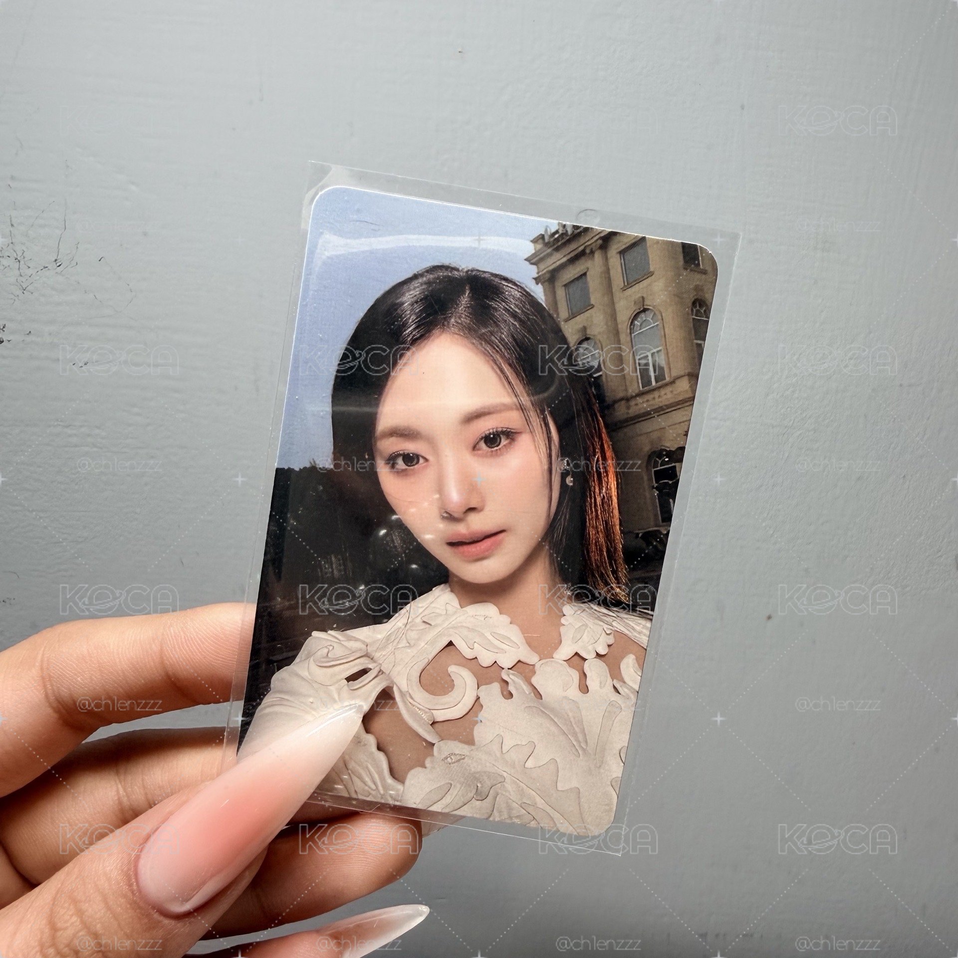 世首美子瑜