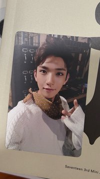 迷三 秀（臉部有白痕）