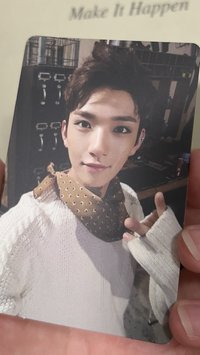 迷三 秀（臉部有白痕）