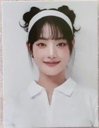 美迪惠爾 2.0 代言卡 證件照