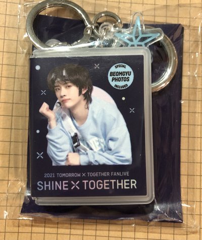 MOA CON扭蛋 BOY竣/圭 SHINE圭/凱