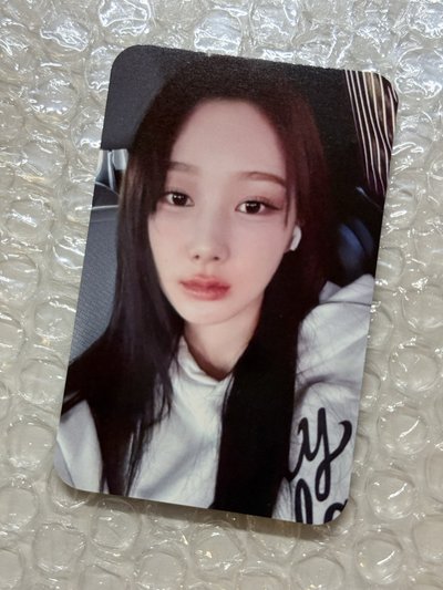 愛豆驛站吉 中文卡背