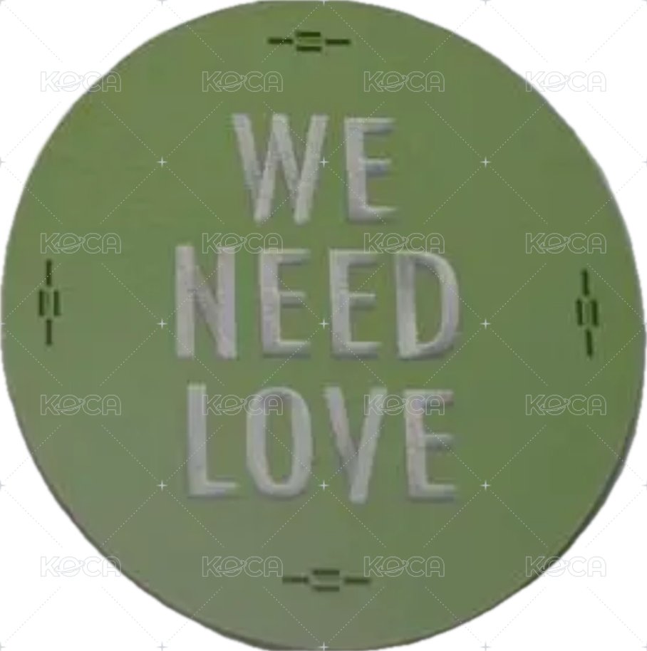 WE NEED LOVE 圓卡 專輯卡  背面