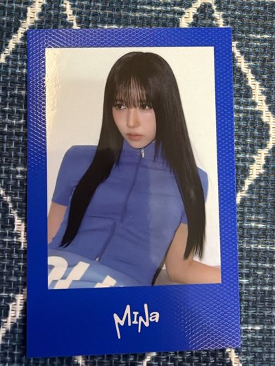 MINA 藍藍卡
