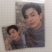 跟小的證件照一起售