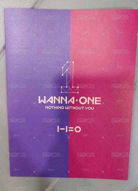 Wanna One親簽專