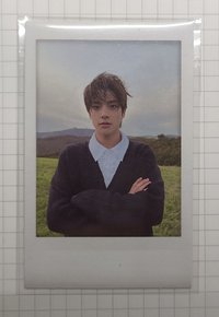 小狗獨自風中凌亂