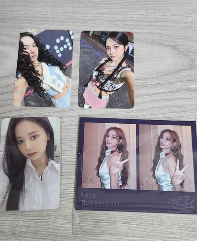 TWICE幸運卡、特典、二宮格等...