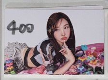 TWICE 年曆明信片一套
