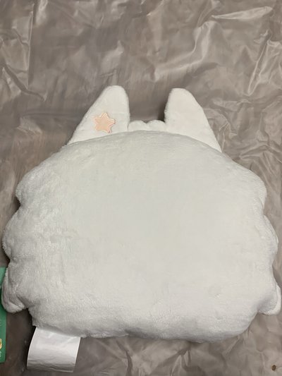 勇猛抱枕（有小髒污）