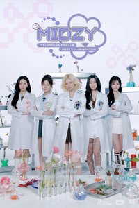 ITZY OFFICIAL FANCLUB MIDZY 5TH GENERATION