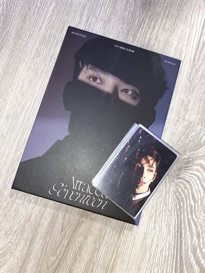 洪知秀小卡以及專輯