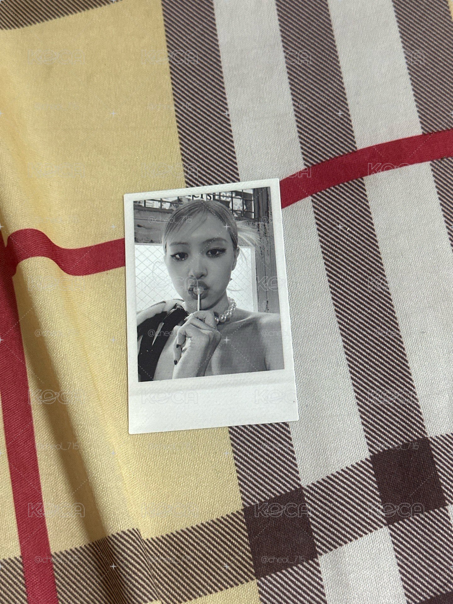 Rosé 拍立得