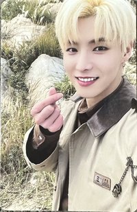 2022 SEASON’S GREETINGS[WE'RE IN THE JUNGLE] Bizent 特典卡 