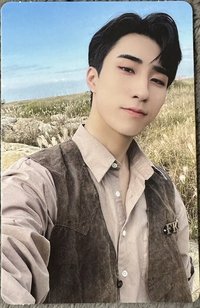 2022 SEASON’S GREETINGS[WE'RE IN THE JUNGLE] 年曆卡 