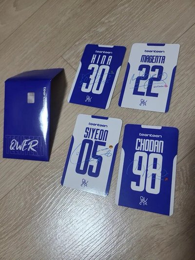 QWER X Woori Bank 銀行卡2.0