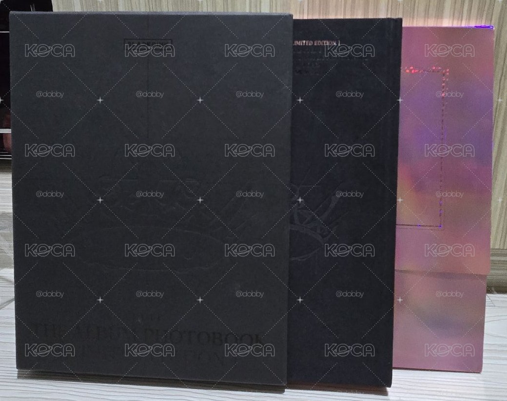 5週年限定寫真書