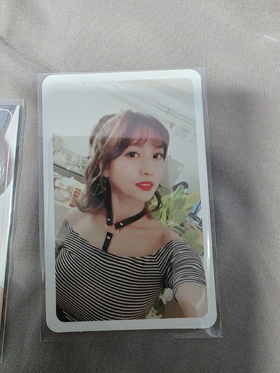 TWICE MOMO卡