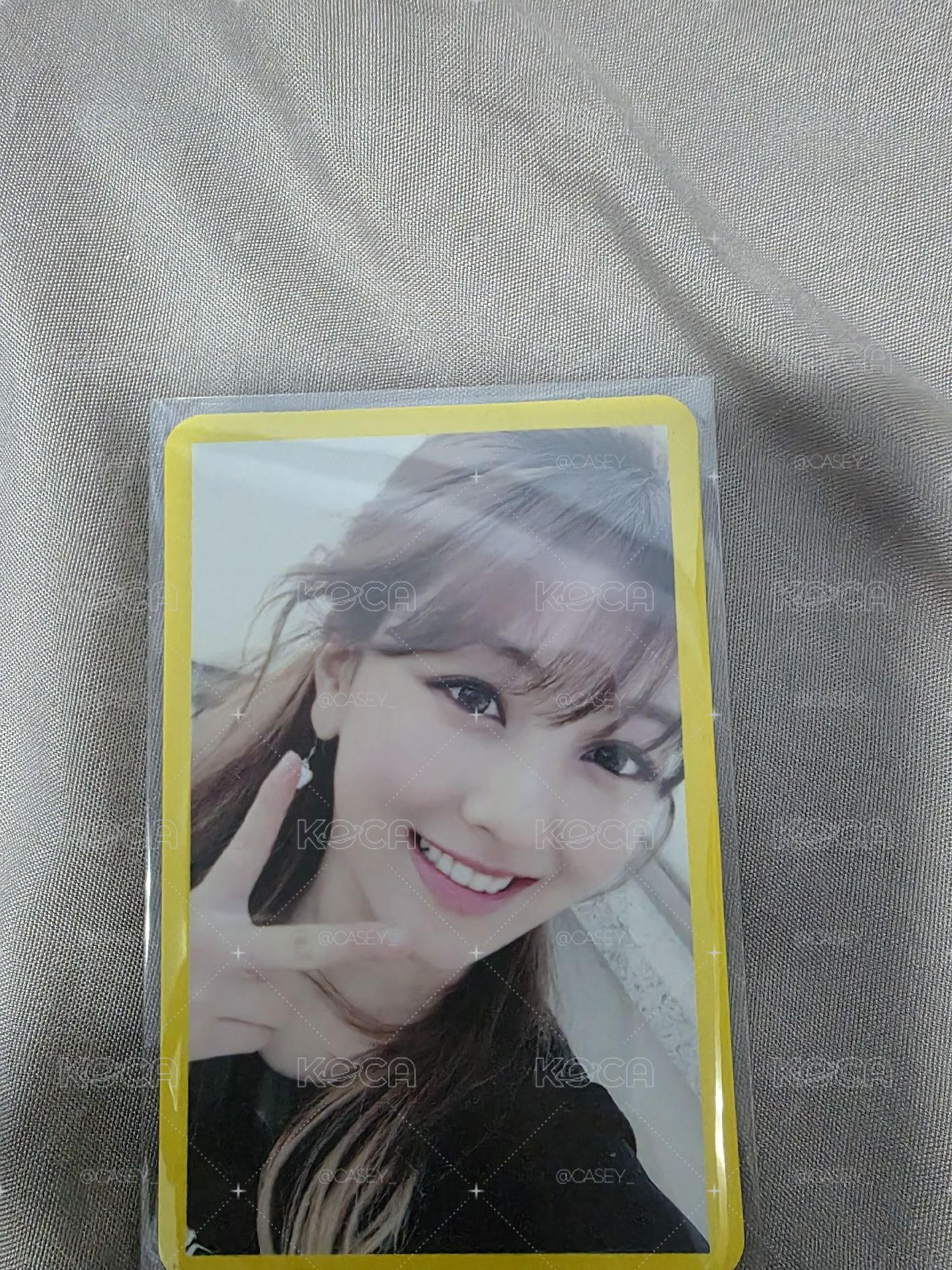 TWICE 志效卡