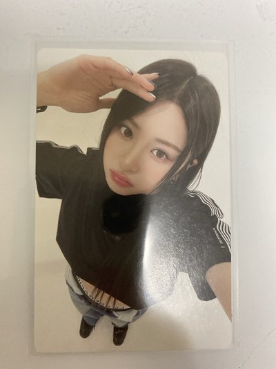 UNFORGIEN 專輯卡