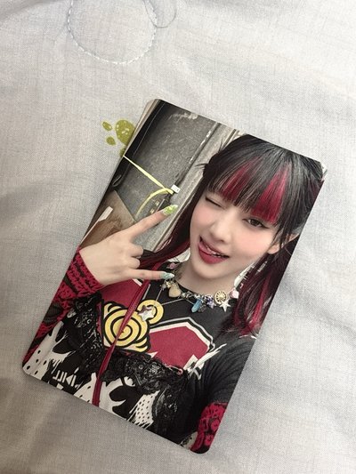 日專特別版 紅髮妮
