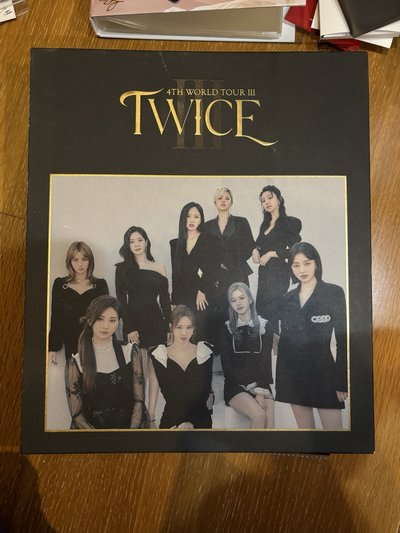 TWICE卡冊