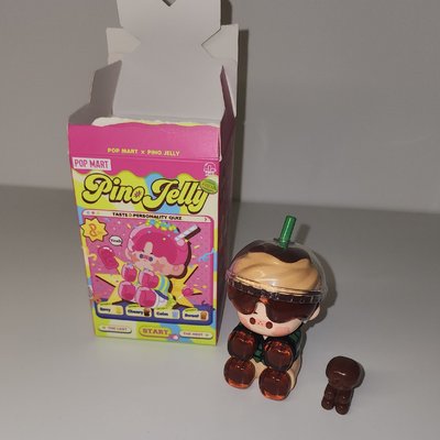 POP MART 公仔 