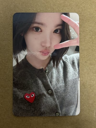 jiwoo 單一 sr 1.0 簽售卡 