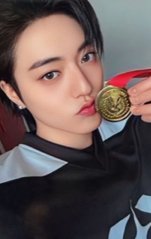 2025 SEASON’S GREETINGS MD 滿額卡 