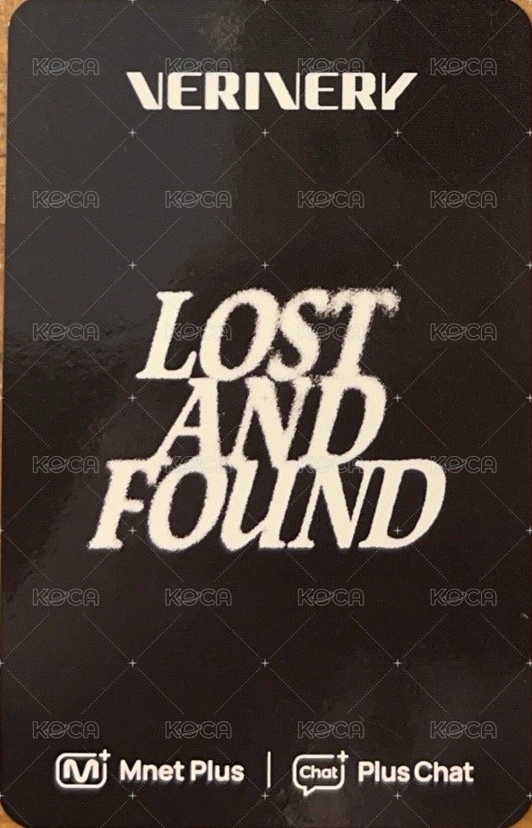 Lost and Found mnet 簽售卡 校服耳機ver. 背面