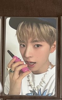 年曆隨機卡自拍B