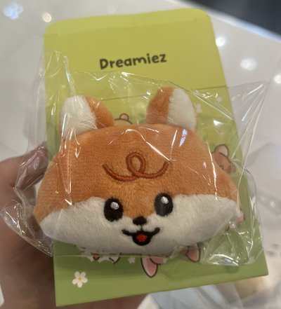 🏠仁俊 快閃店徽章