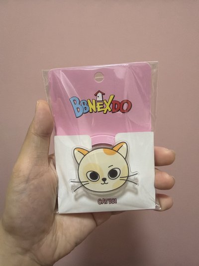 BBNEXDO 手機支架/小扇子/證件套