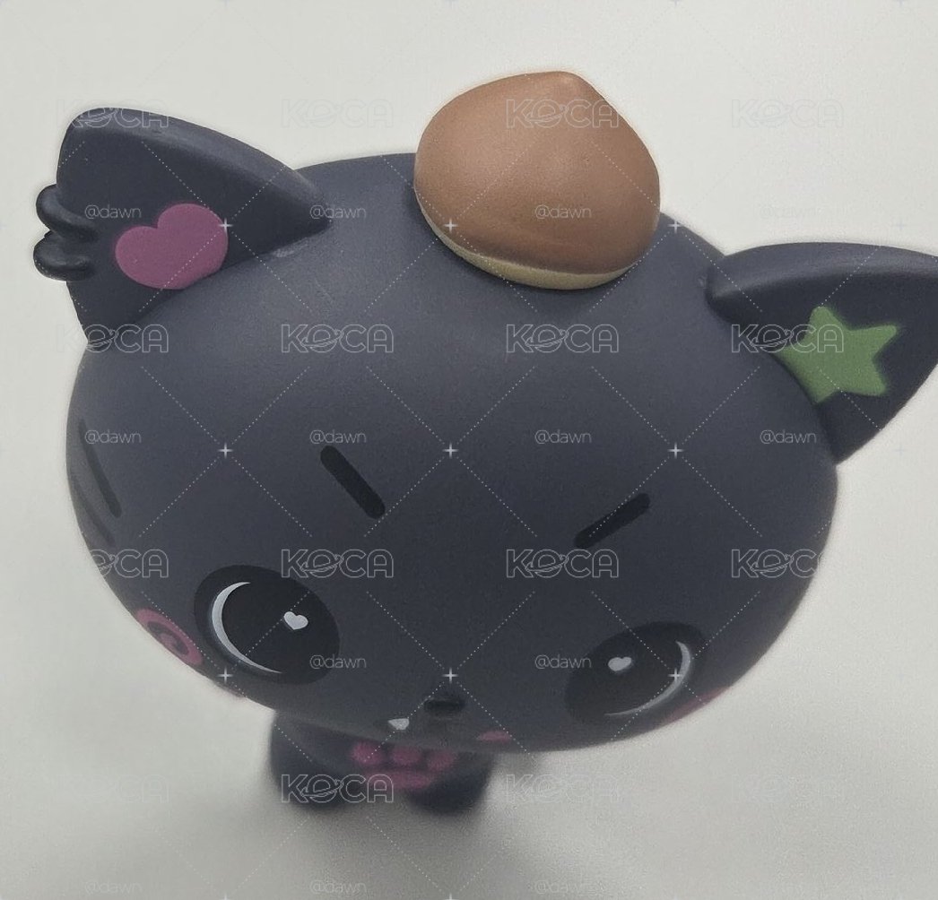 KURI FIGURE 公仔 